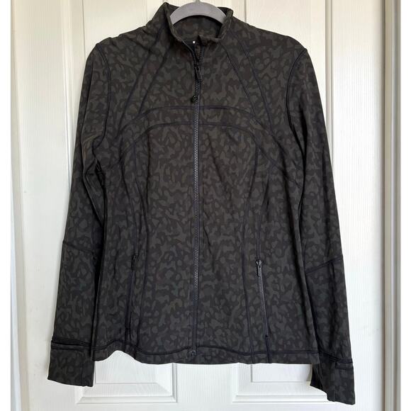 Lululemon Sz 14 Define Jacket Luxtreme Formation Camo Evergreen Multi EUC - Picture 1 of 5